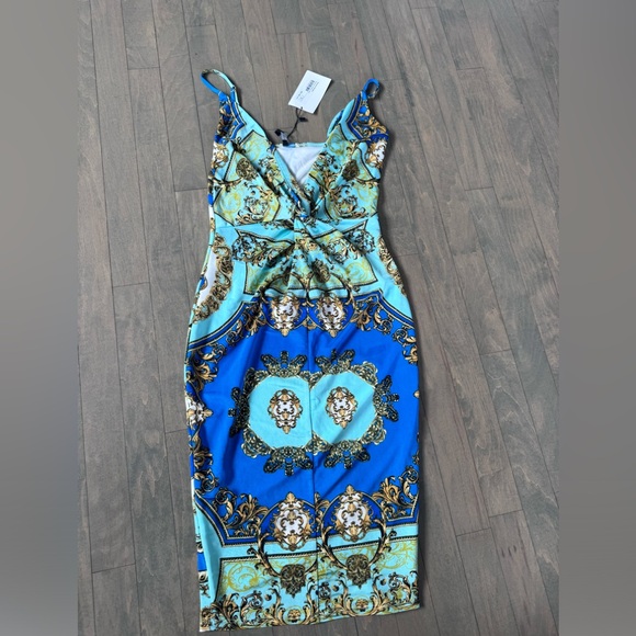 DRESS - Picture 3 of 5